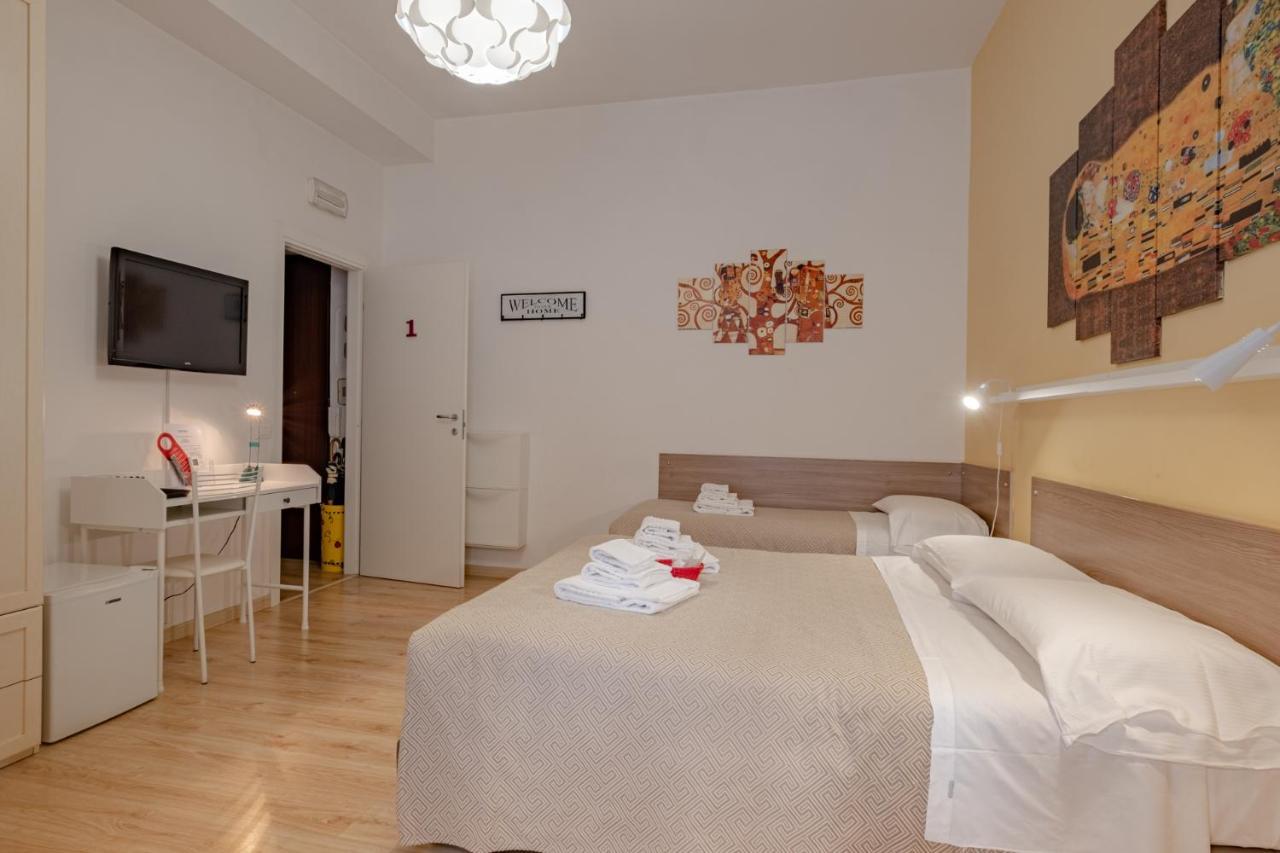 Damiani & Sister Guesthouse Rome Exterior photo