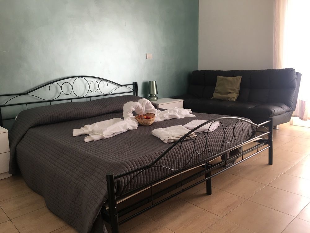 Damiani & Sister Guesthouse Rome Exterior photo